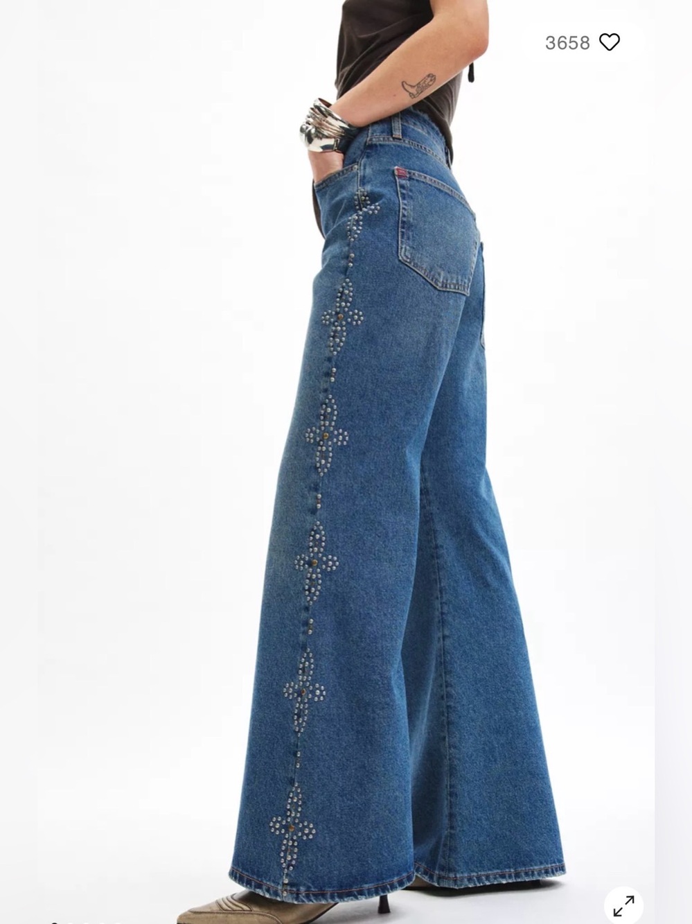 BDG Dark Blue Wide-Leg Studded Jeans